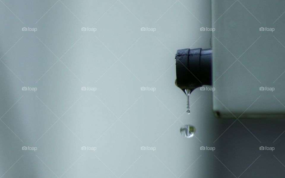 Perfect Timing . Water dripping at just the right moment
