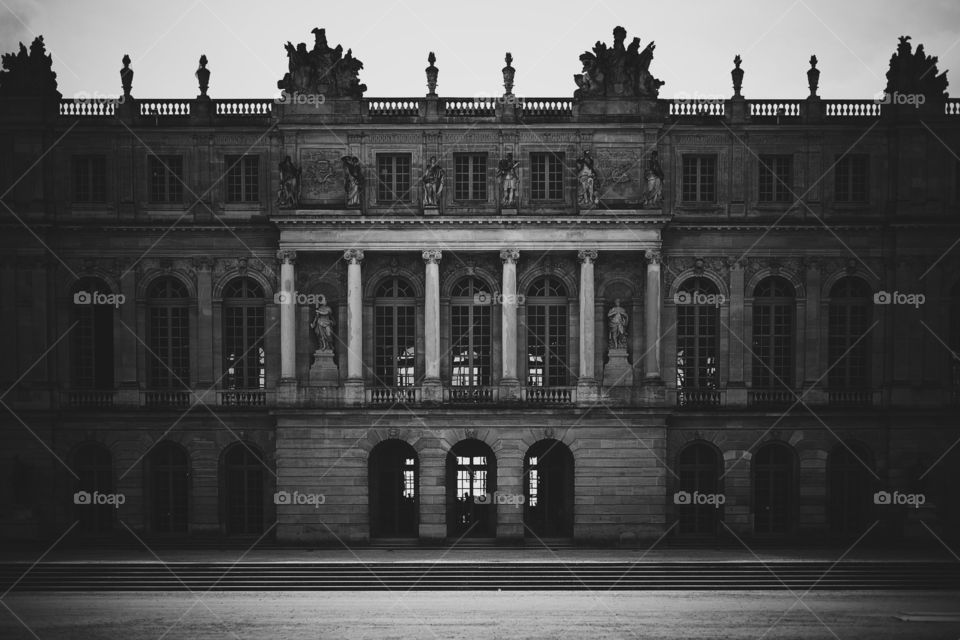 Versailles palace in black n white