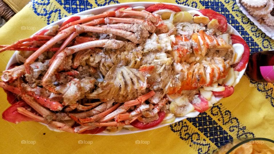 Lobster onions tomatoes