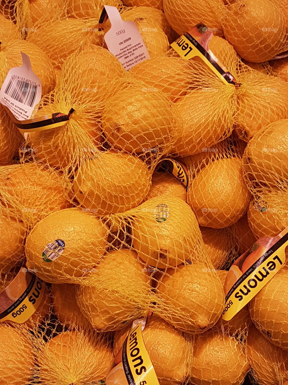 lemons at the supermarket