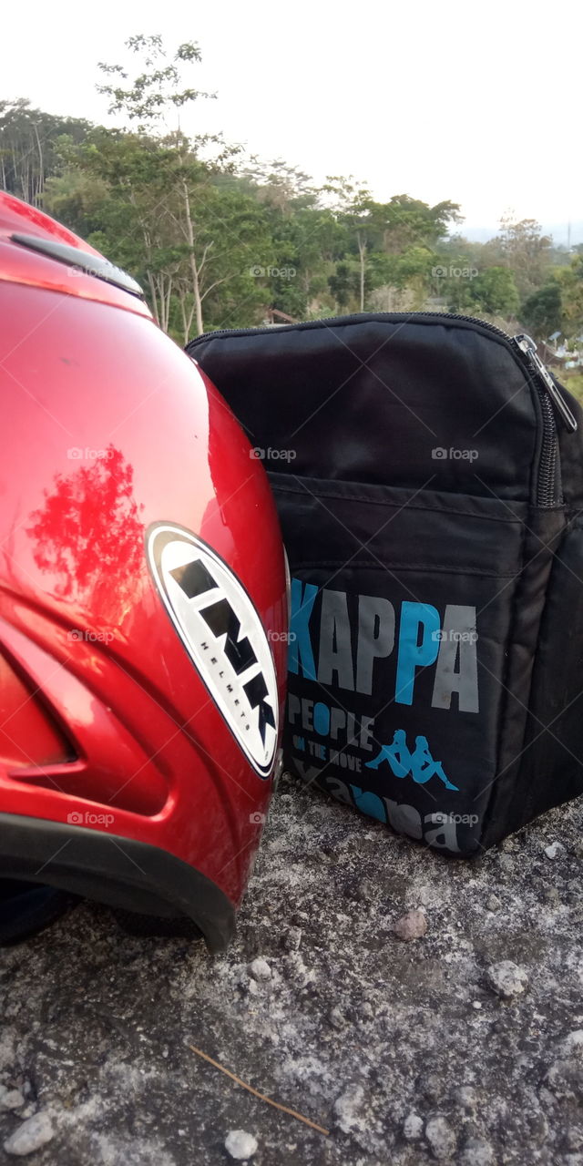 ink helmet and  kappa bag