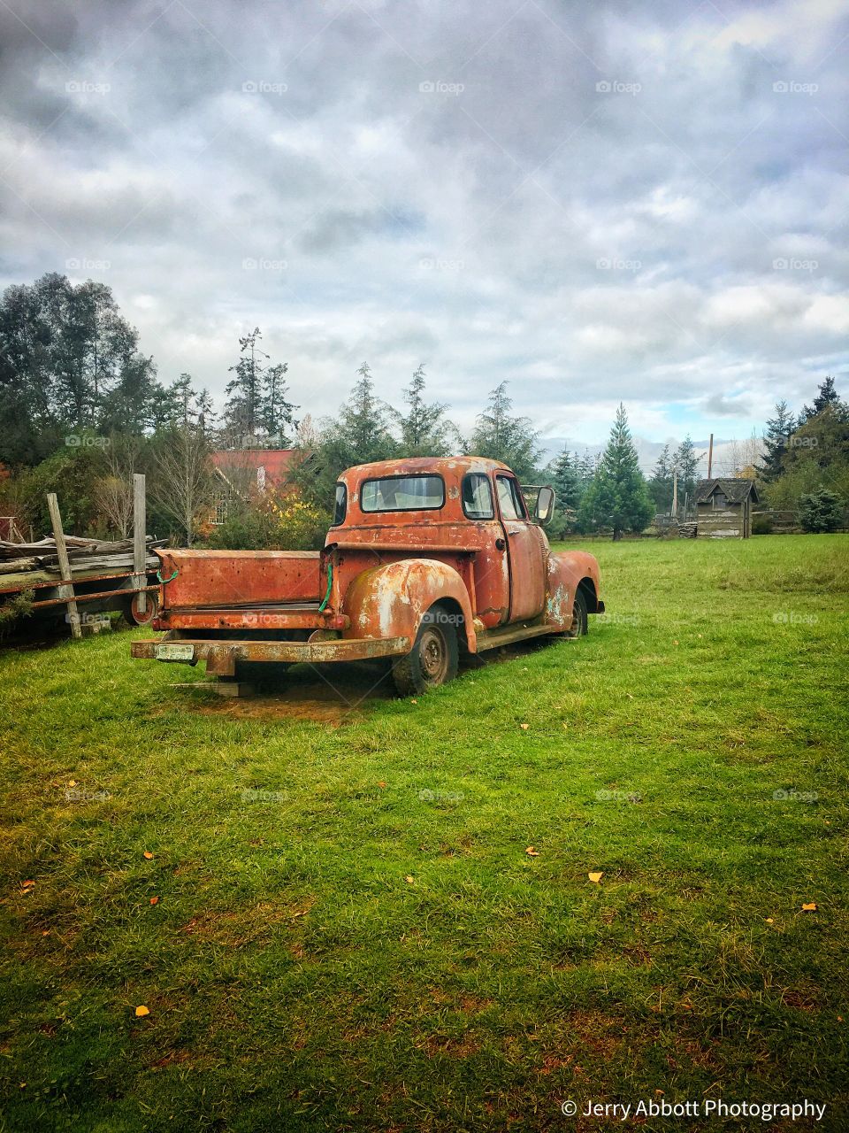 Old Rusting Vintage Pickup