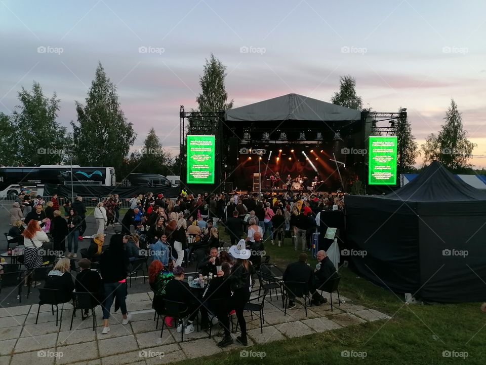 Twin City - Festival in Tornio, Lapland, Finland in summer 2021. 13 artists / bands. There are quite a few people on the spot because of the corona. It was fun and a well-organized party!