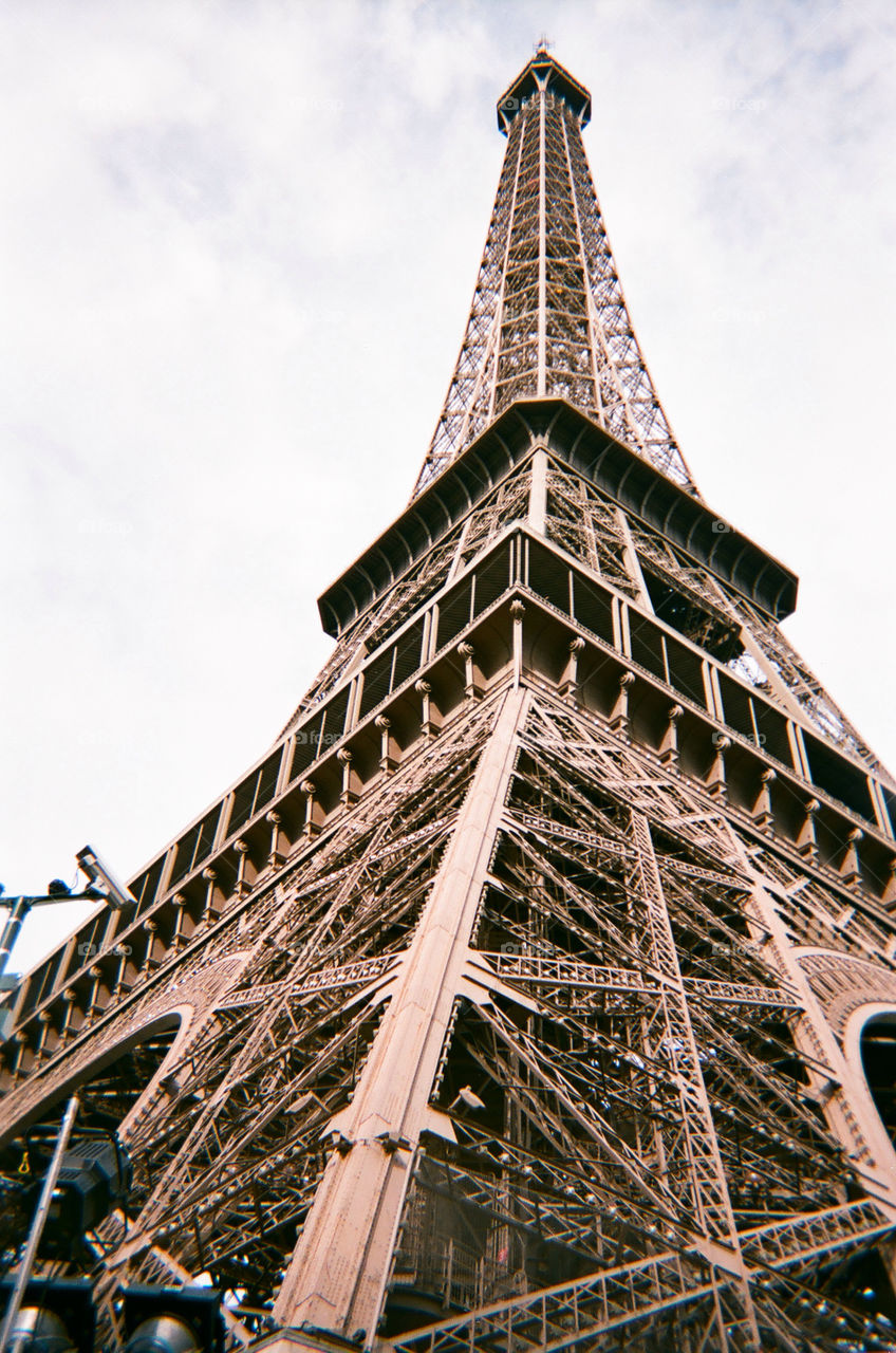Side profile of the Eiffel Tower