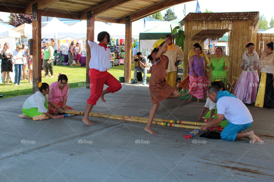 filipino dancing