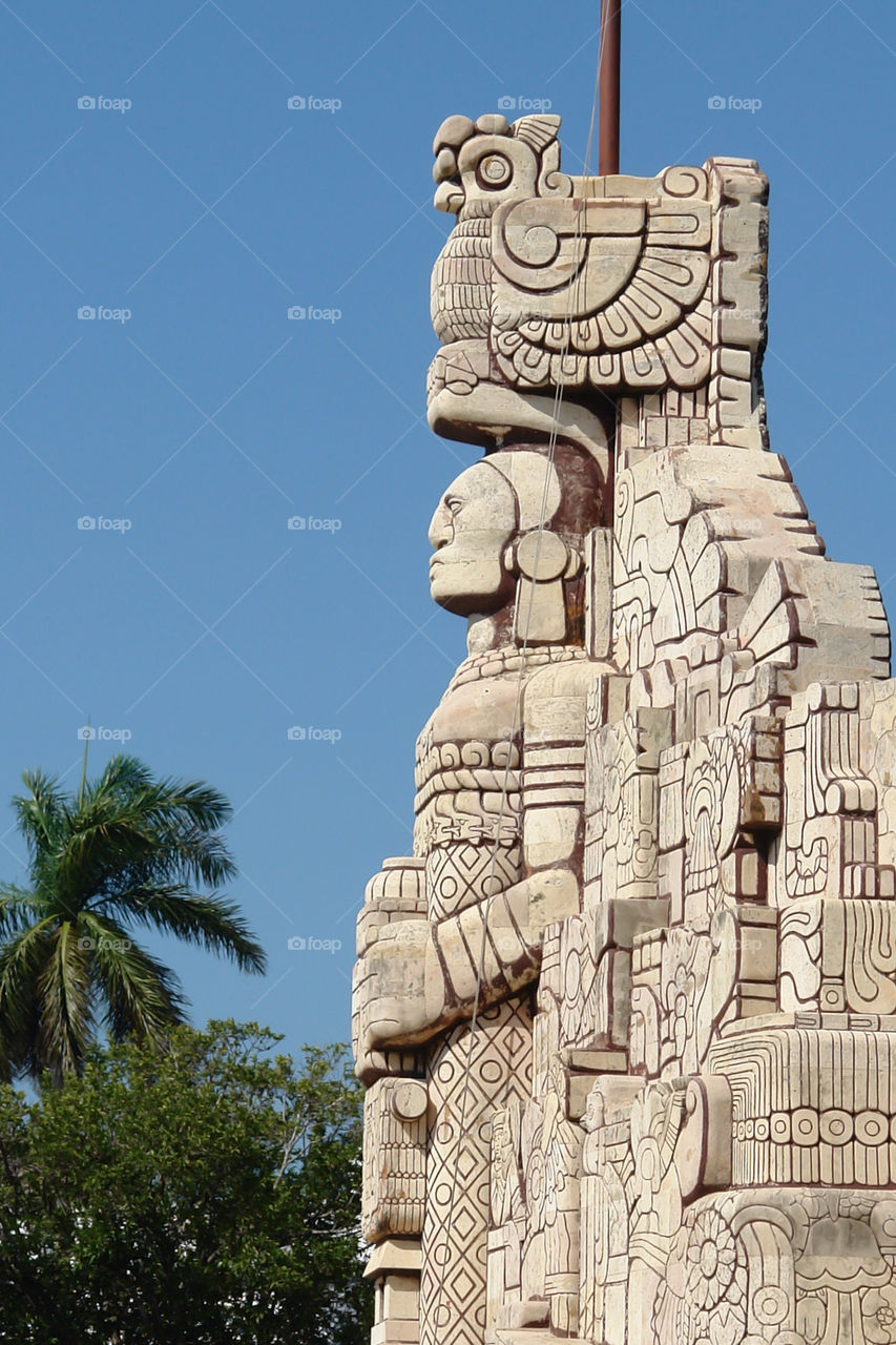 Monument to the fatherland in Merida , Mexico