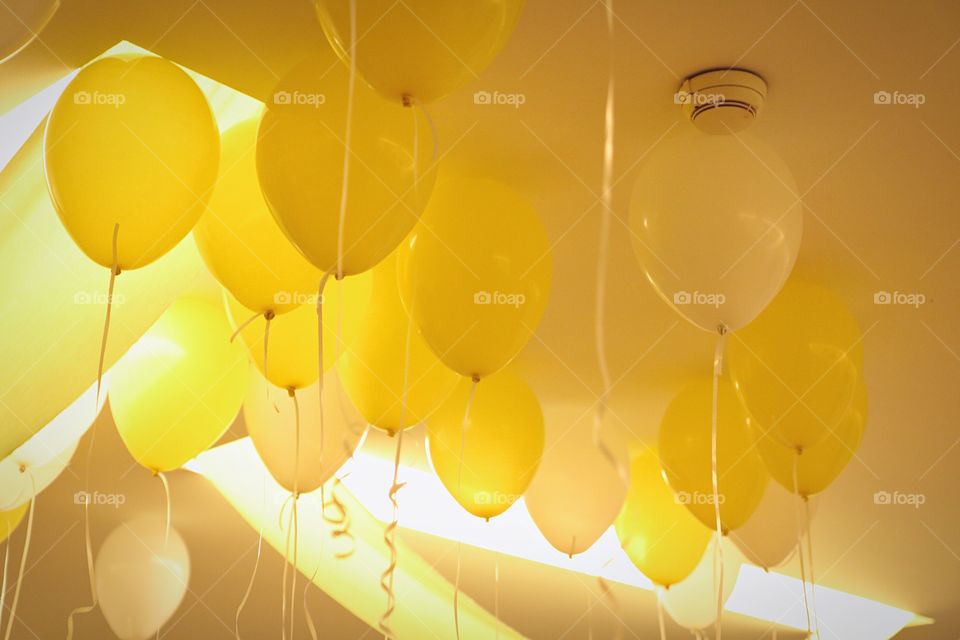 Yellow balloons 