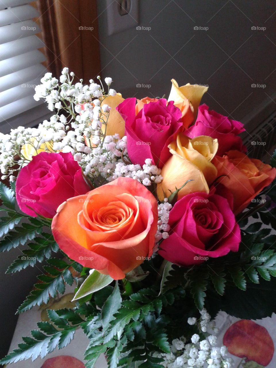 Roses for me.  a simple but attractive gathering of color
