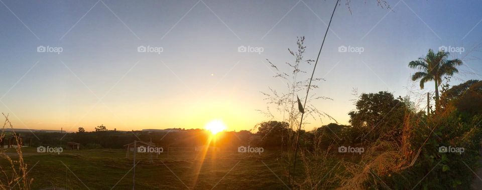 🌄🇺🇸 An extremely beautiful dawn in Jundiaí, interior of Brazil. Cheer the nature! / 🇧🇷 Um amanhecer extremamente bonito em Jundiaí, interior do Brasil. Viva a natureza! 
