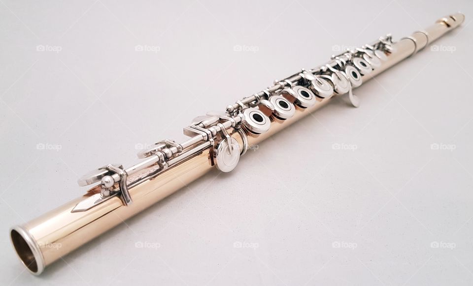10K golden flute