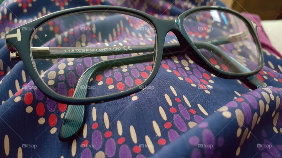 Tom Ford glasses on pattern