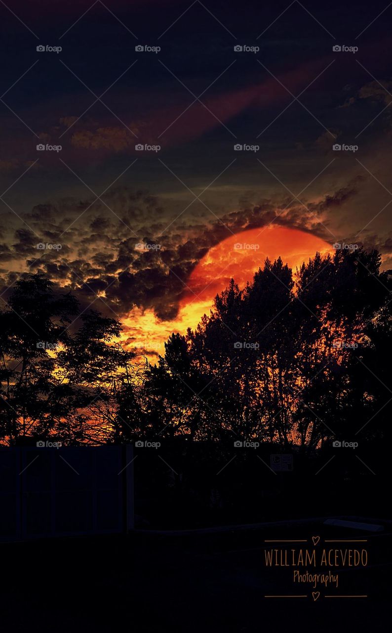 A beautiful sunset only thing missing is a glass of wine