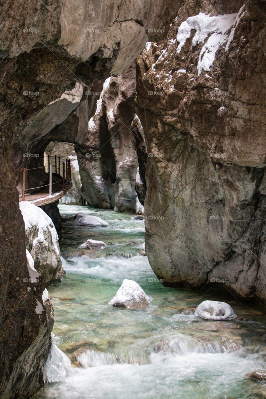 Walking along the gorge