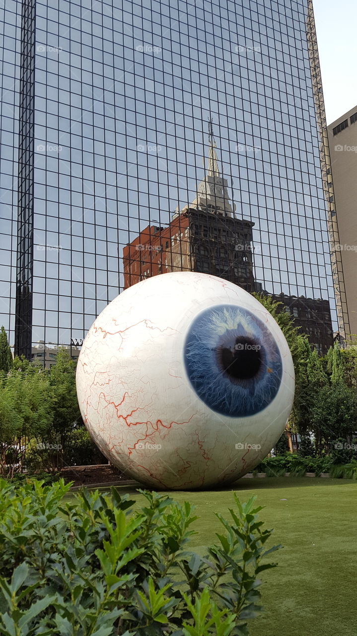 Giant eyeball art piece in Texas
