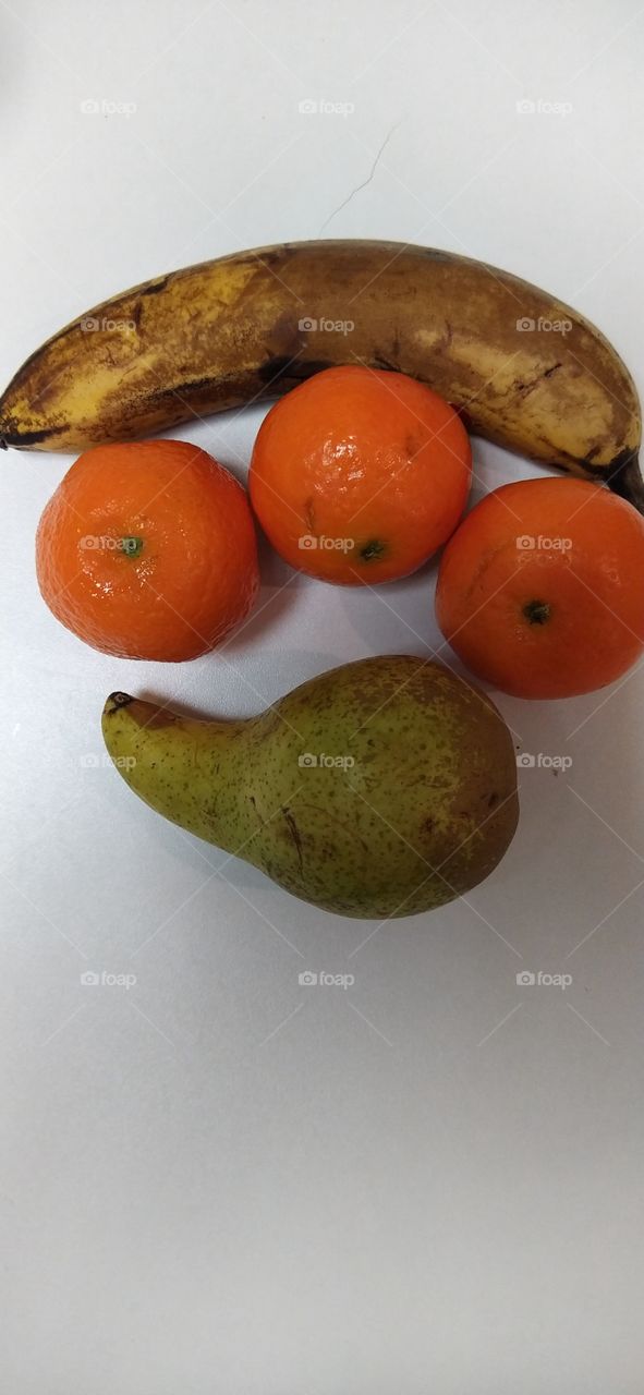 Fruits and drinks 🍐🍌🍊