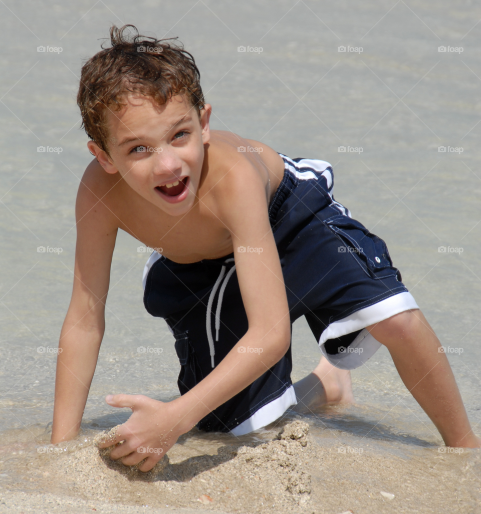 beach happy play fun by lightanddrawing