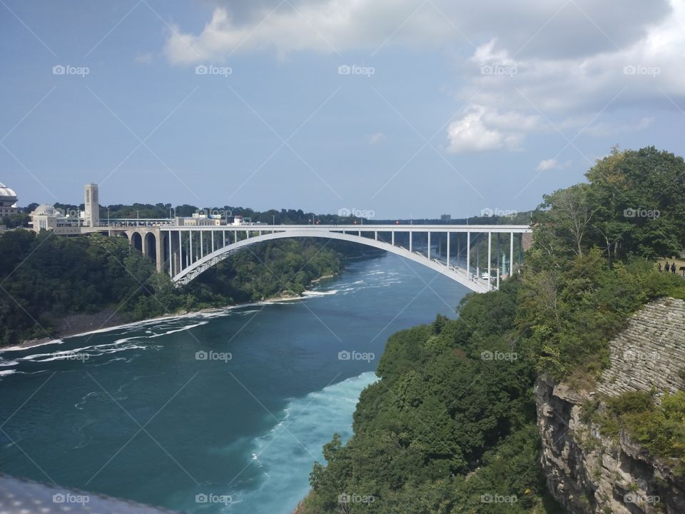 Rainbow Bridge Niagara falls