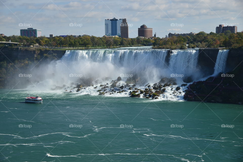 Amecan falls