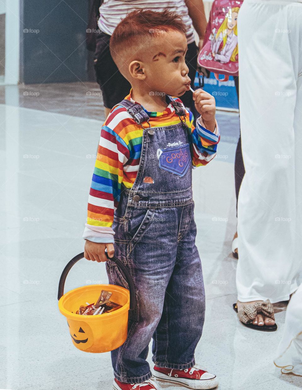 boy dressed as chuckie