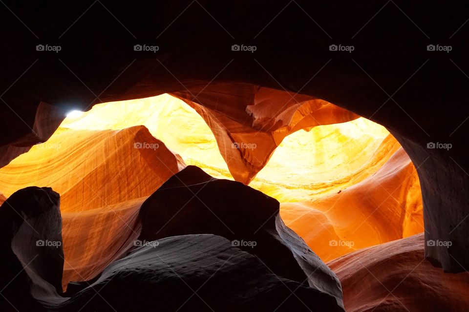 entering this cave is an explosion of yellow!