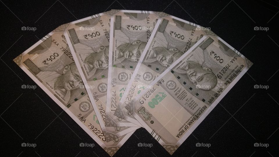 Indian currency 500 rupees- In cool Grey color