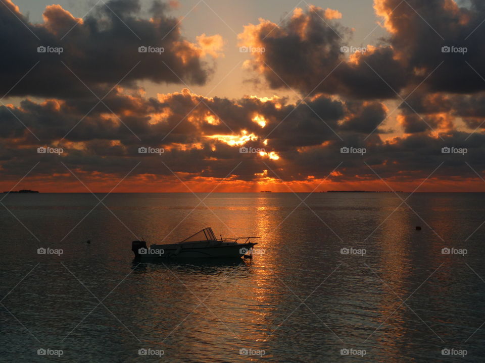 Sunrise in the Halong Bay, Vietnam