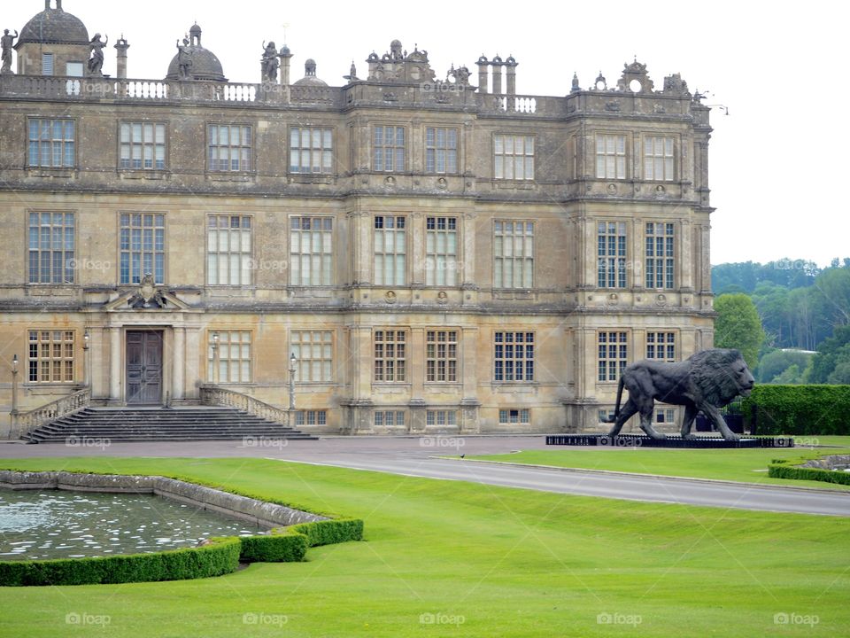 Front of Longleat house and Lion statue