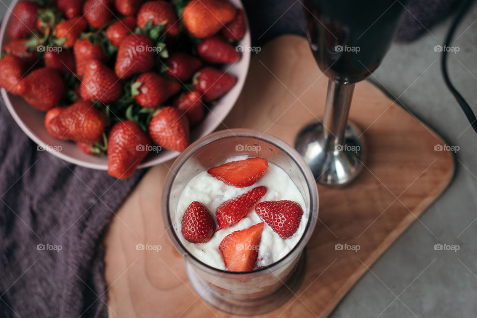 Strawberry smoothie 