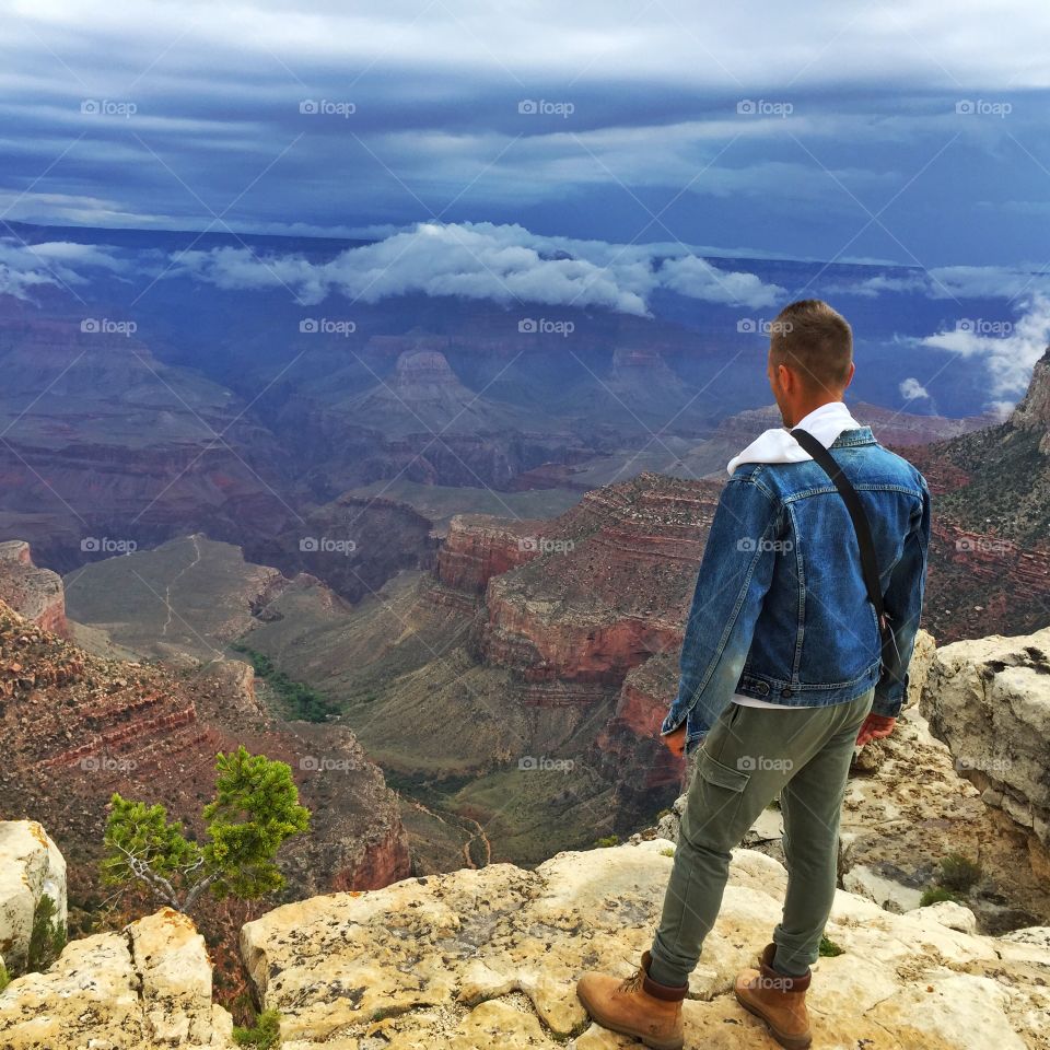 A day on the grand canyon mother point 