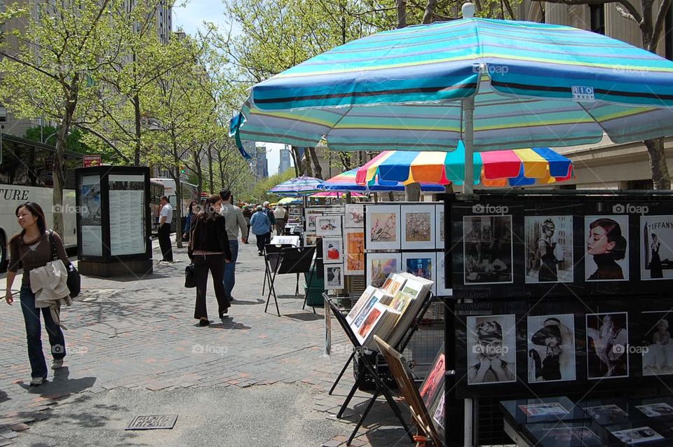 Paintings at the park