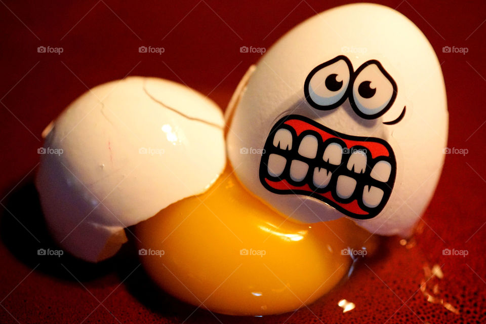 Cracked egg