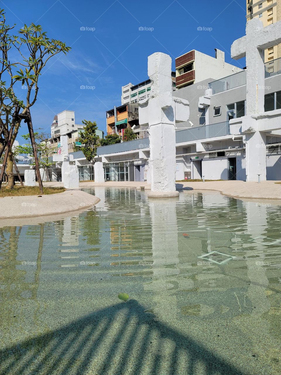 The Spring , taking the factory city lagoon as the design concept to plan the sunken open-air waterscape square and combine the ecological landscape and circulating water system to create the largest hydrophilic space. Formerly known Tainan Chinatown