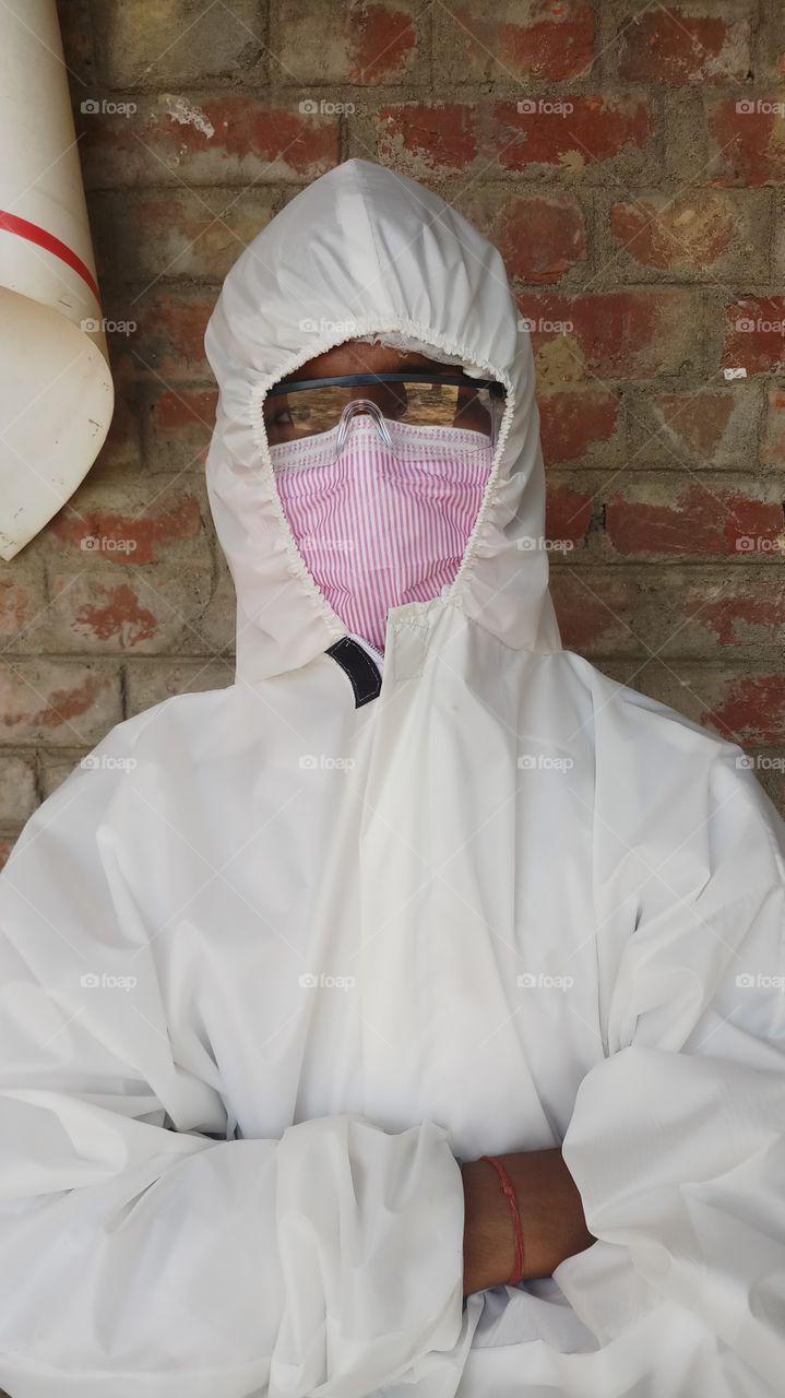 Personal protective equipment(PPE) in the context of filovirus disease outbreak response.