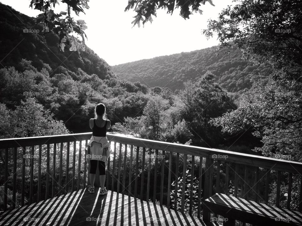 Hiking trail lookout 