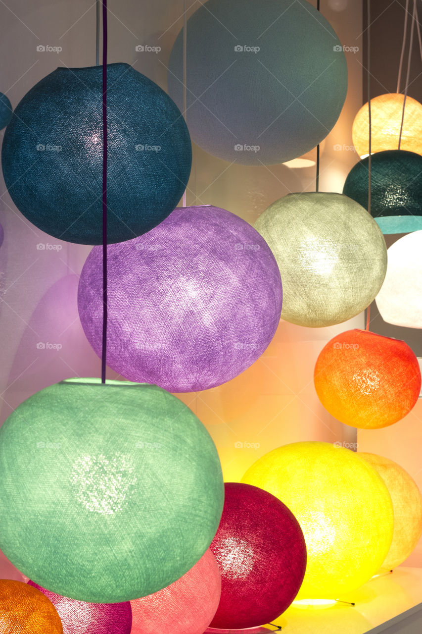 Colorful light pendants, threaded light pendants, interior lighting