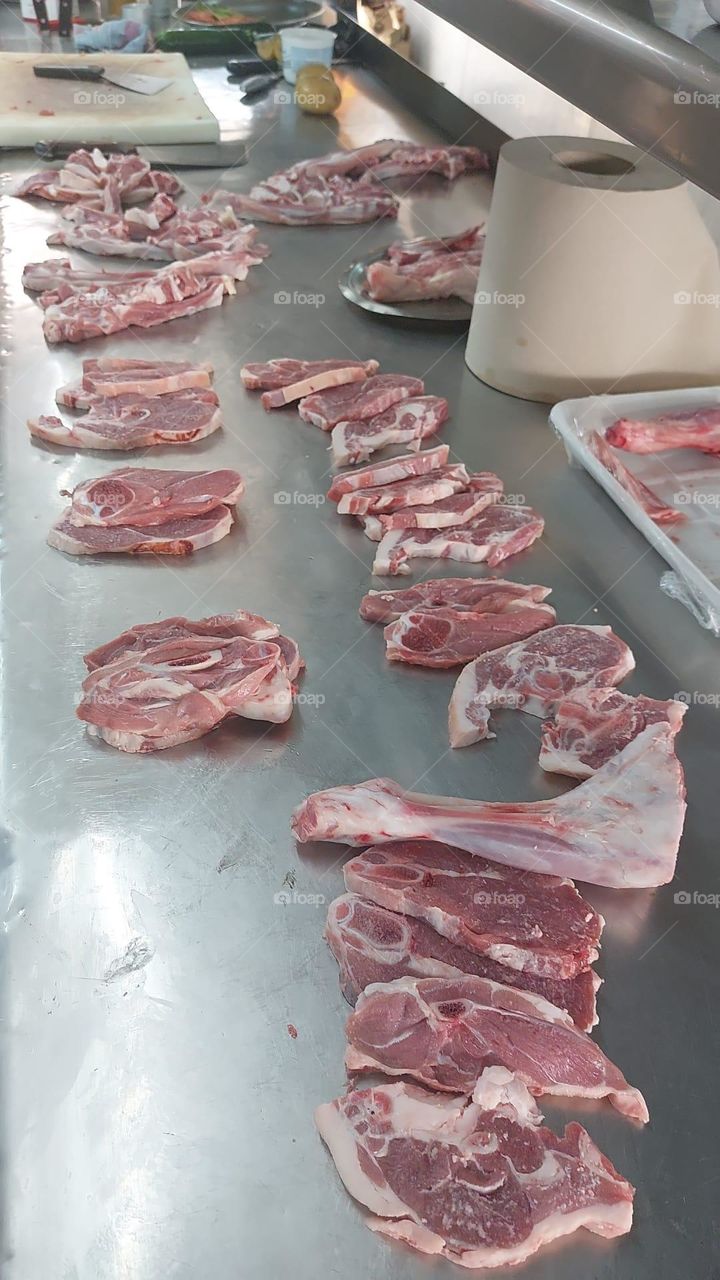 Chuletas de Cordero haciendo Raciones