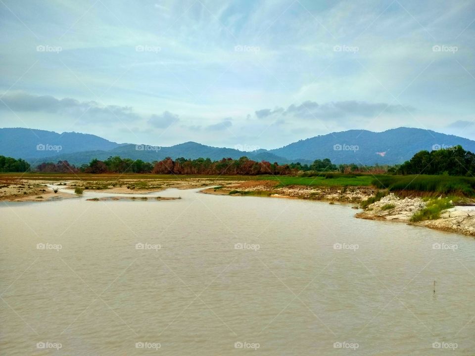 Scenery side country