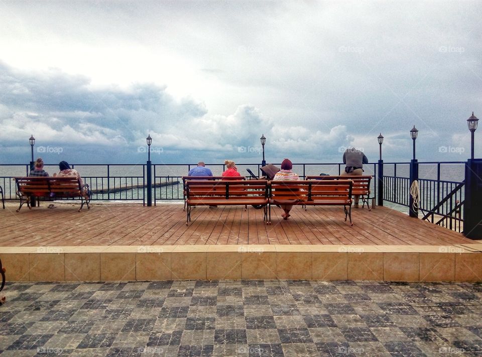 cafe on the waterfront кафе на набережной