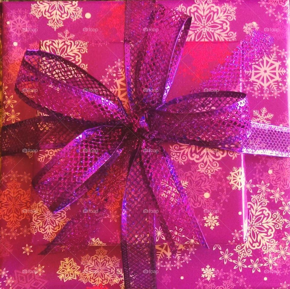Christmas present wrapping