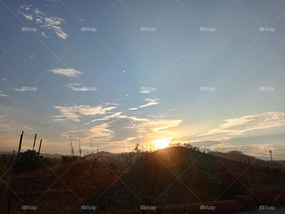 morning time 😯sun rise
Indian morning sun rise time very attractive so nice weather
what a sight this is😯
har din Suraj ka dikhana wow kya kahna