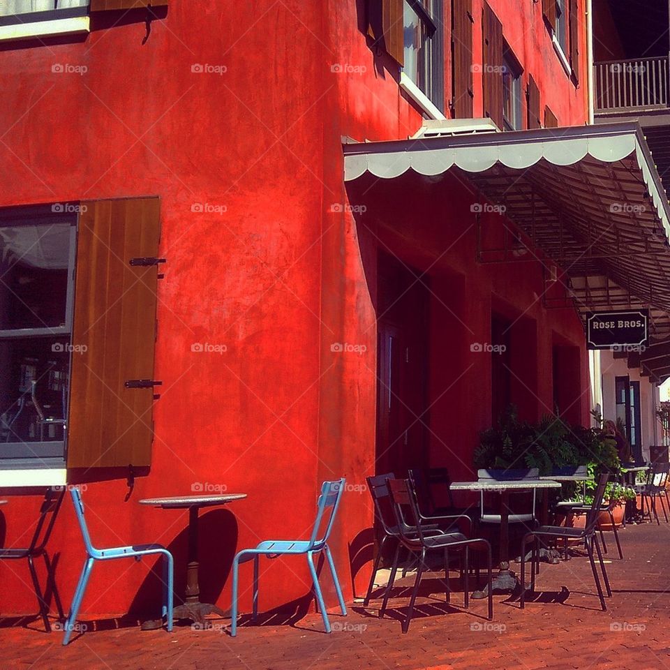 Sidewalk Cafe 