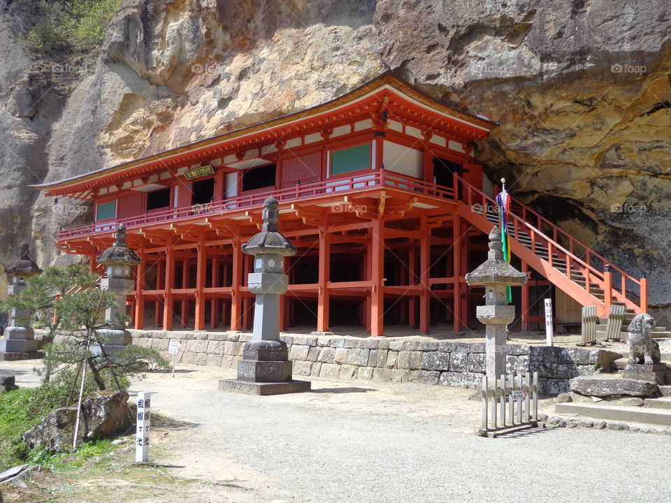 Takkoku No Iwaya Temple
