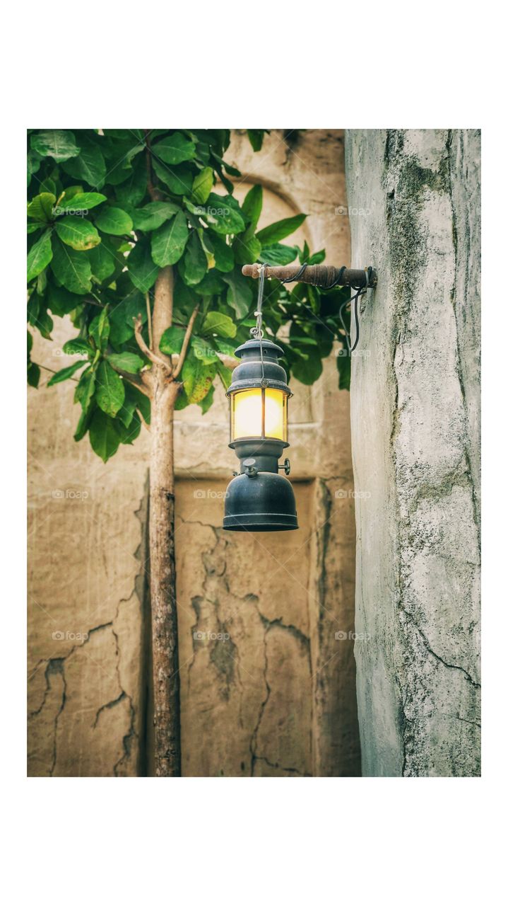 A old lamp in old dubai