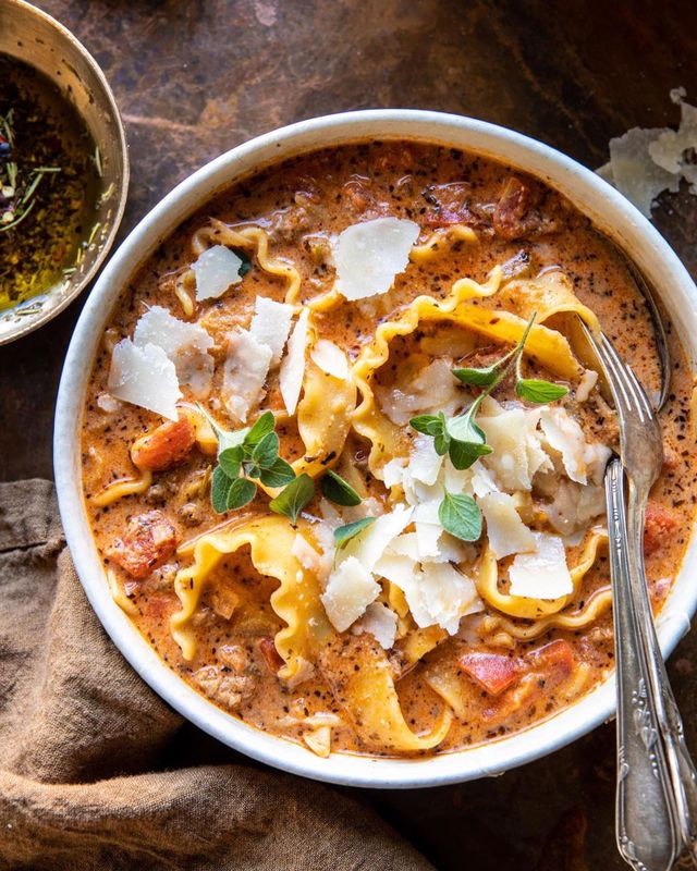 spicy flat pasta