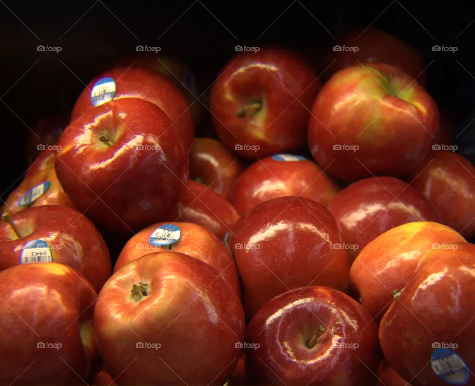 Red Delicious Apples