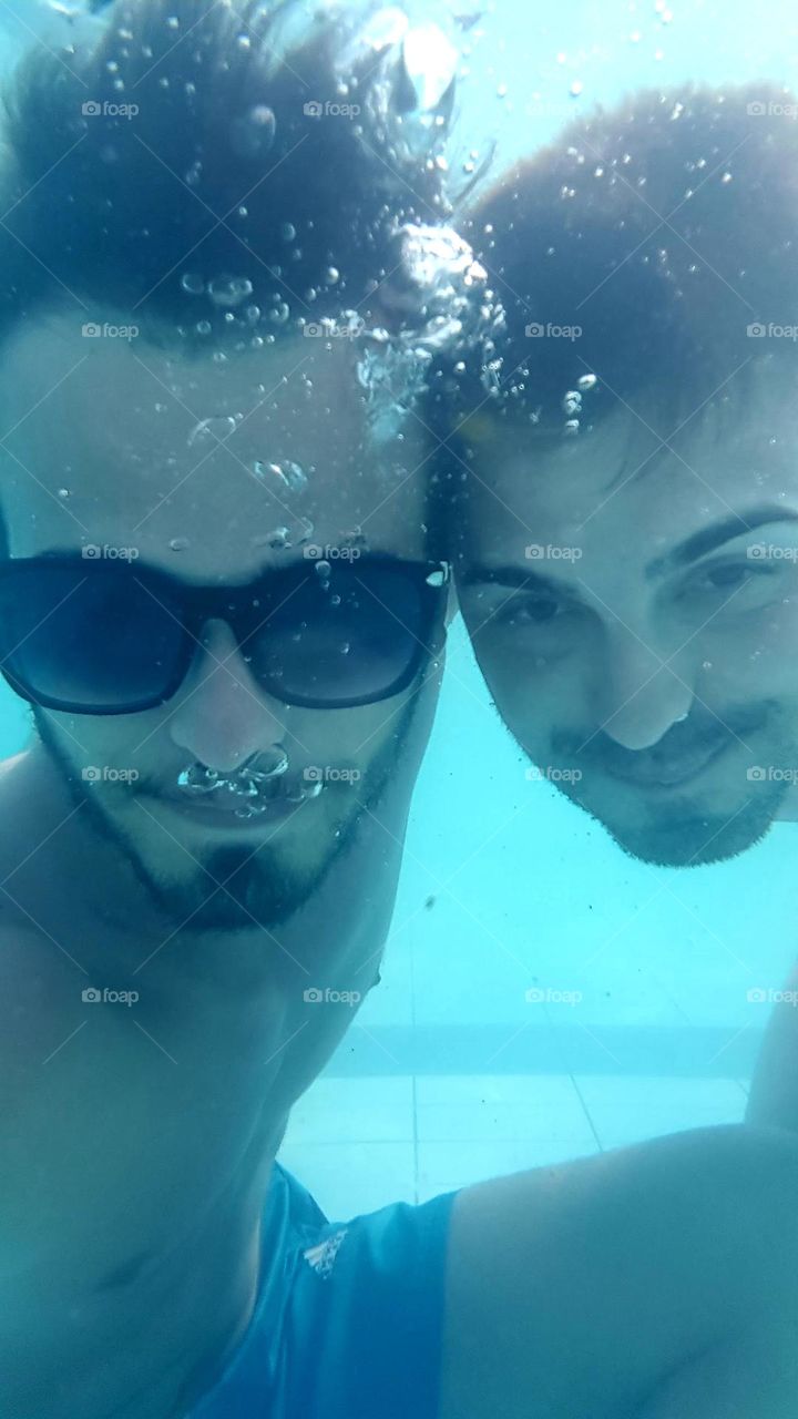 selfie underwater