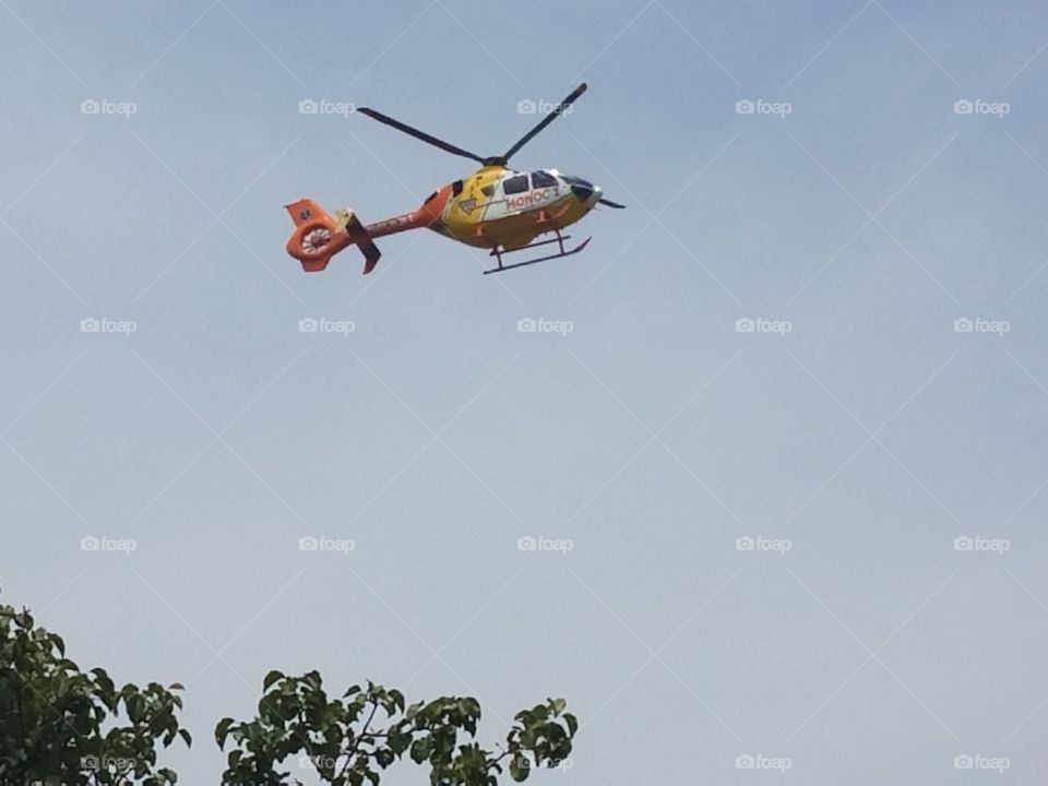 Monoc 1 emergency response helicopter preparing for landing at RWJ barnabas hospital in New Brunswick, nj