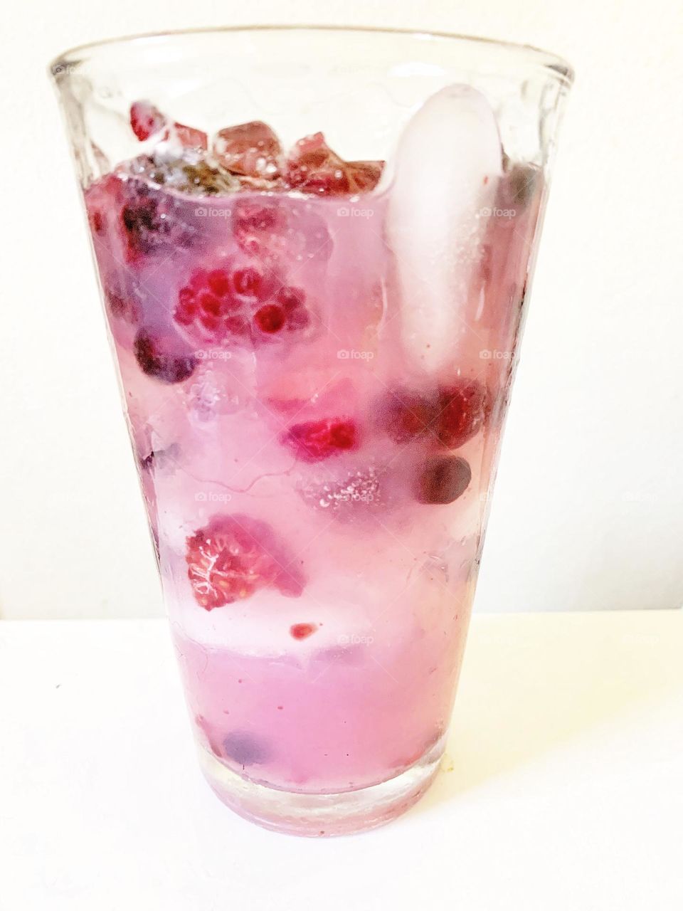 FROZEN BERRY LEMONADE 