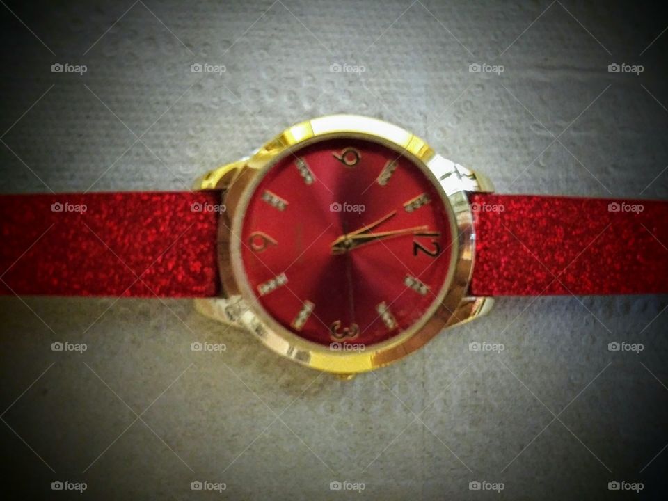 time to dress up in red