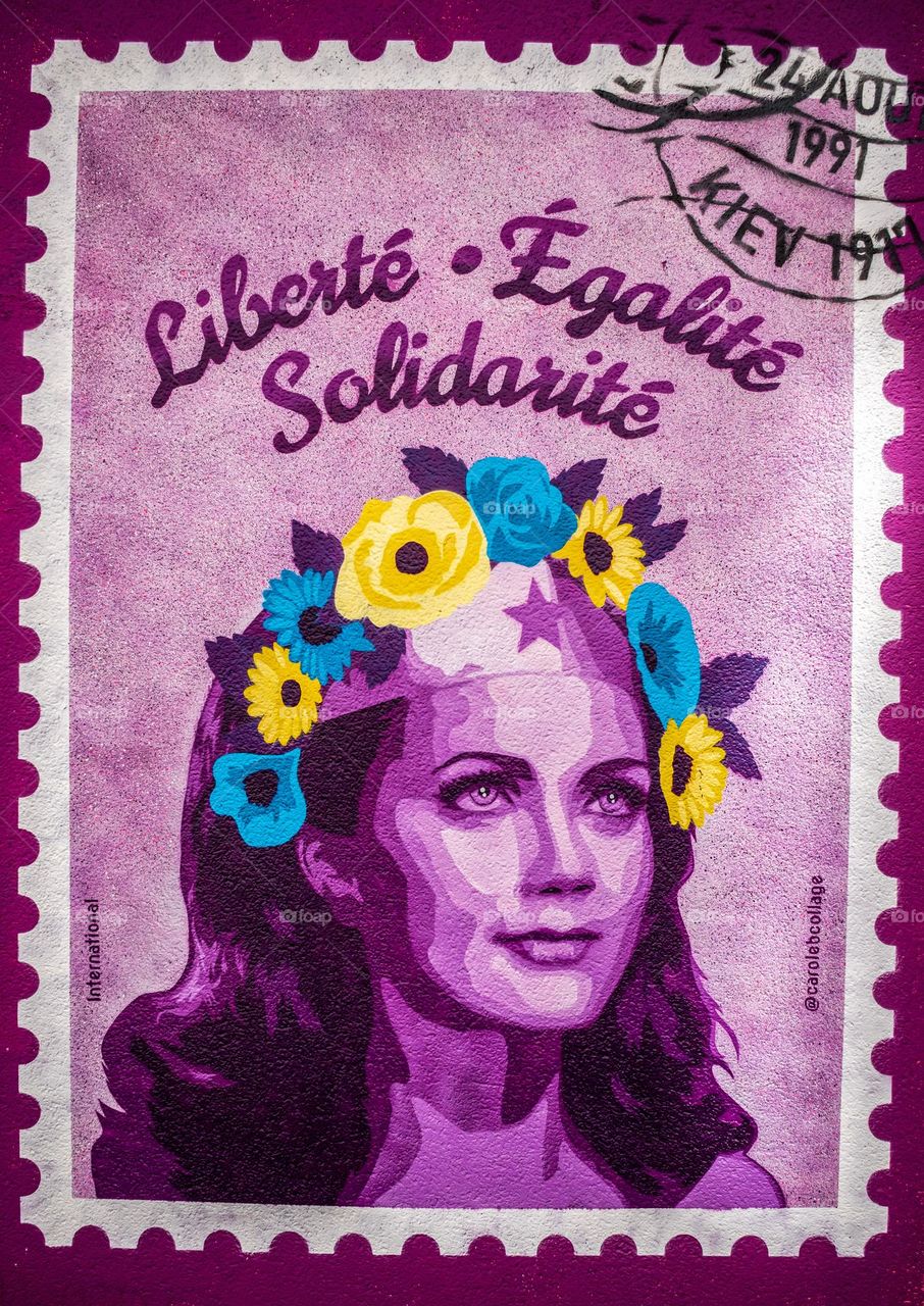 Paris street art supports Ukraine 🇺🇦